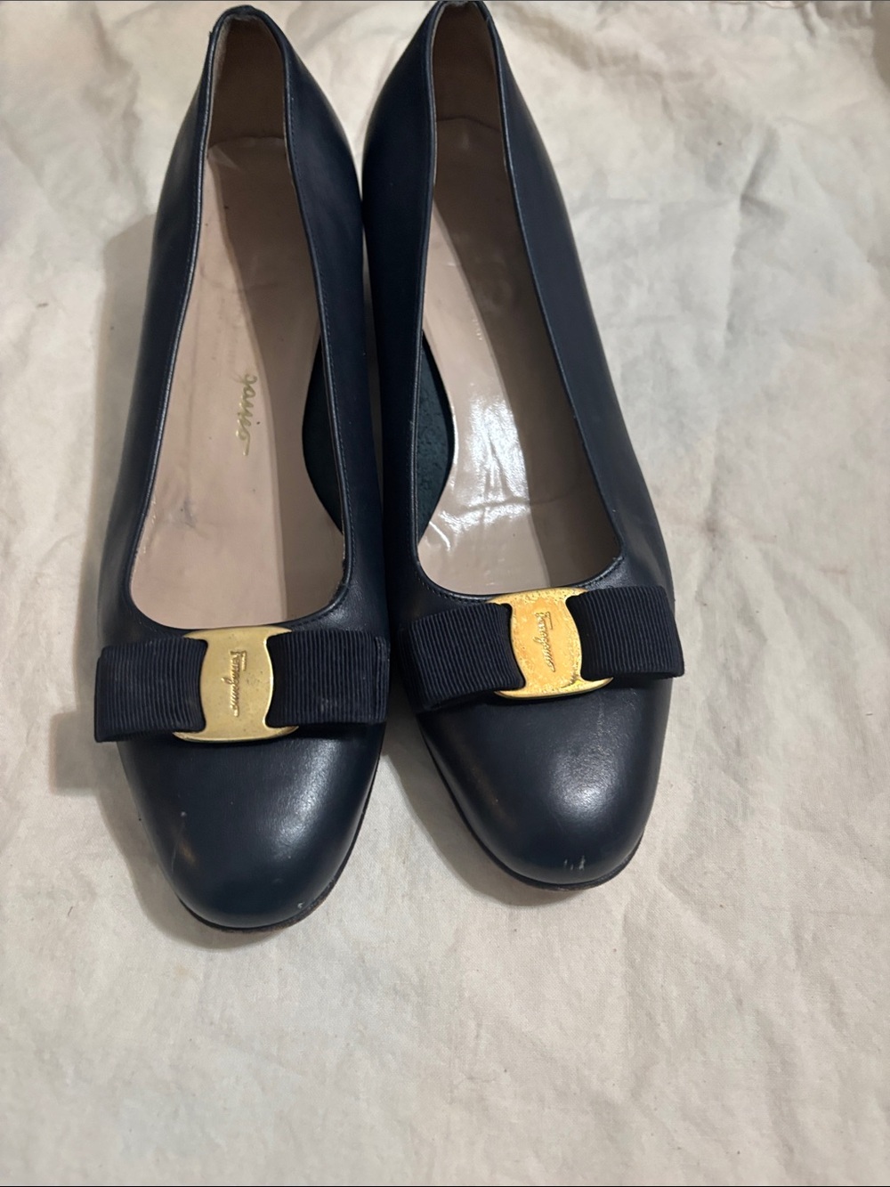 Salvatore Ferragamo Navy Leather Vara Bow Flats with Gold Plaque